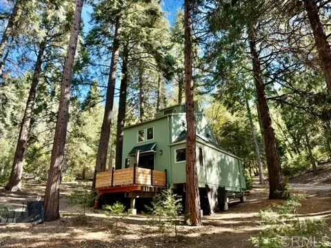 22156 Crestline Road, Palomar Mountain, CA MLS: NDP2503715