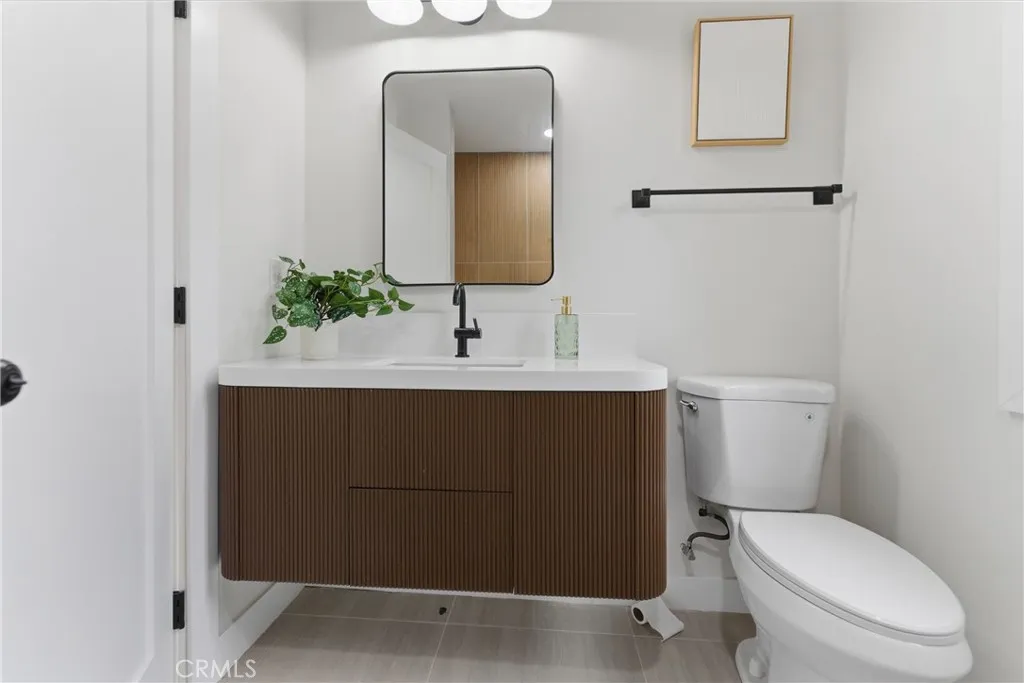 Additional image 28 of 2010 Golden Ave, Long Beach, CA 90806