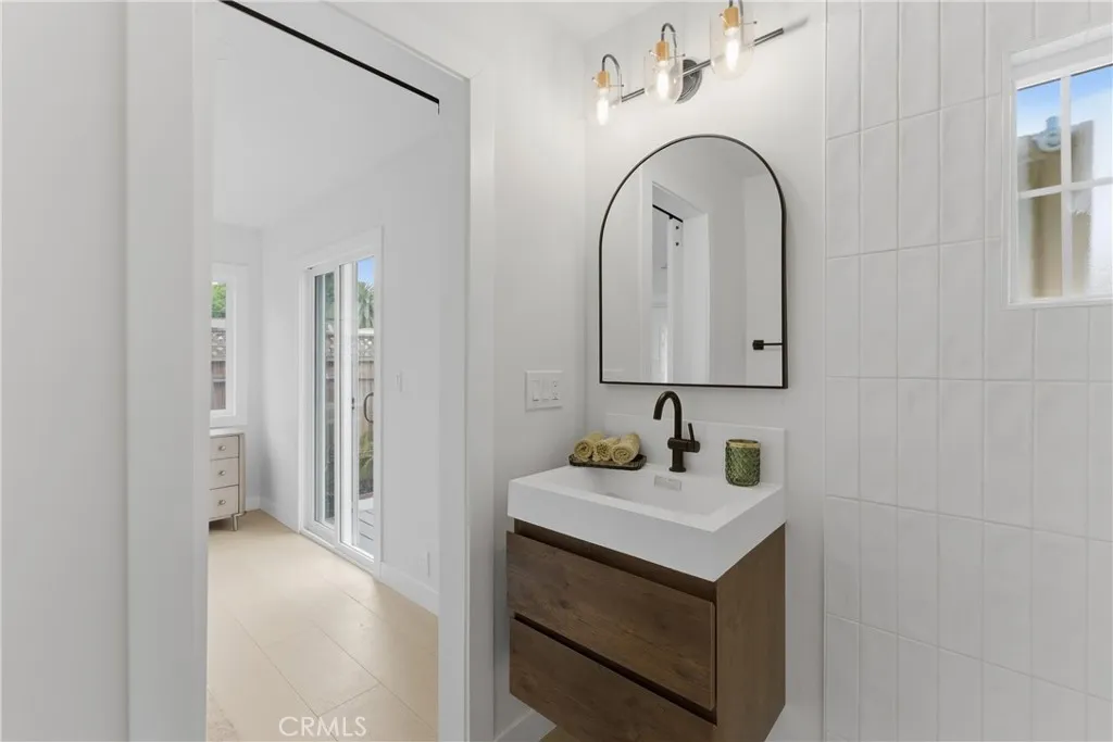 Additional image 76 of 2010 Golden Ave, Long Beach, CA 90806