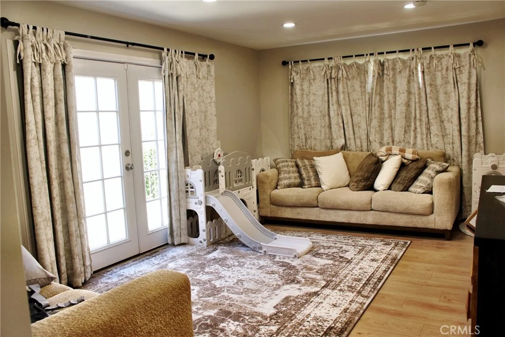 Additional image 28 of 1049 W Pine St Unit c, Upland, CA 91786