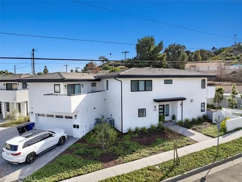 25628 Rolling Hills Way, Torrance, CA 90505 - MLS#: SB25070965