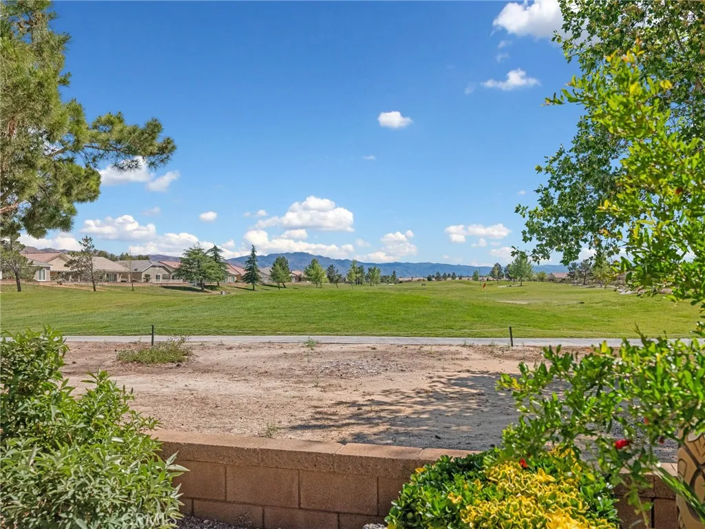Additional image 45 of 10812 Katepwa Street, Apple Valley, CA 92308