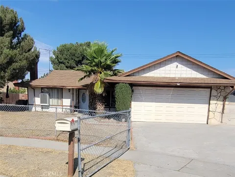 9825 Chantry Avenue, Fontana, CA 92335 - MLS#: DW25020262