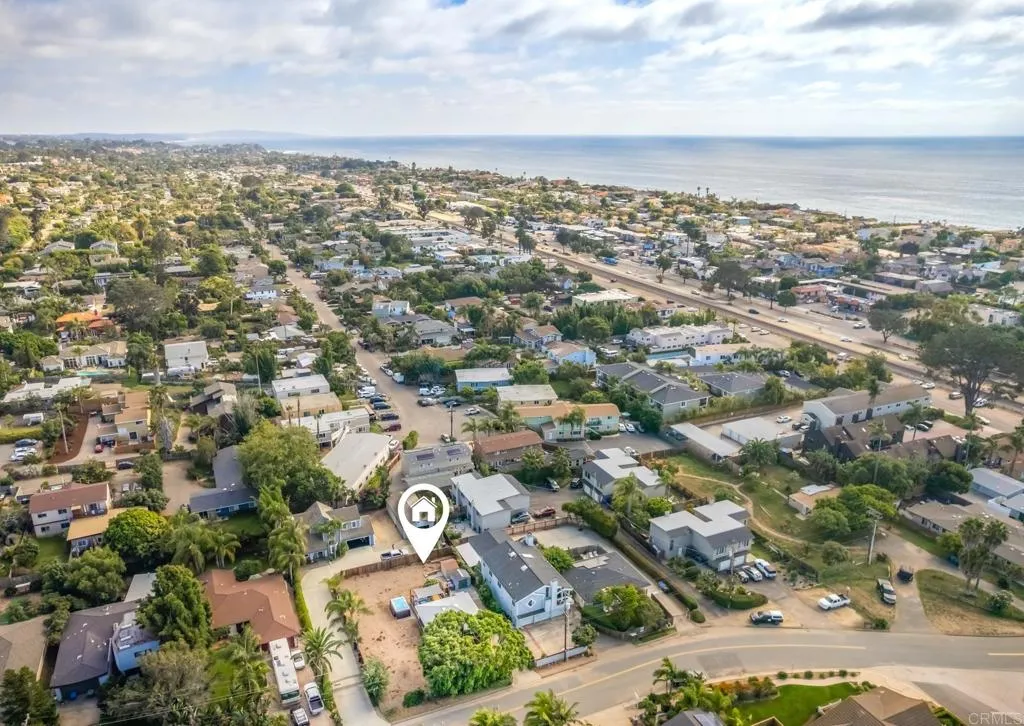 215 Sanford Street, Encinitas, CA 92024