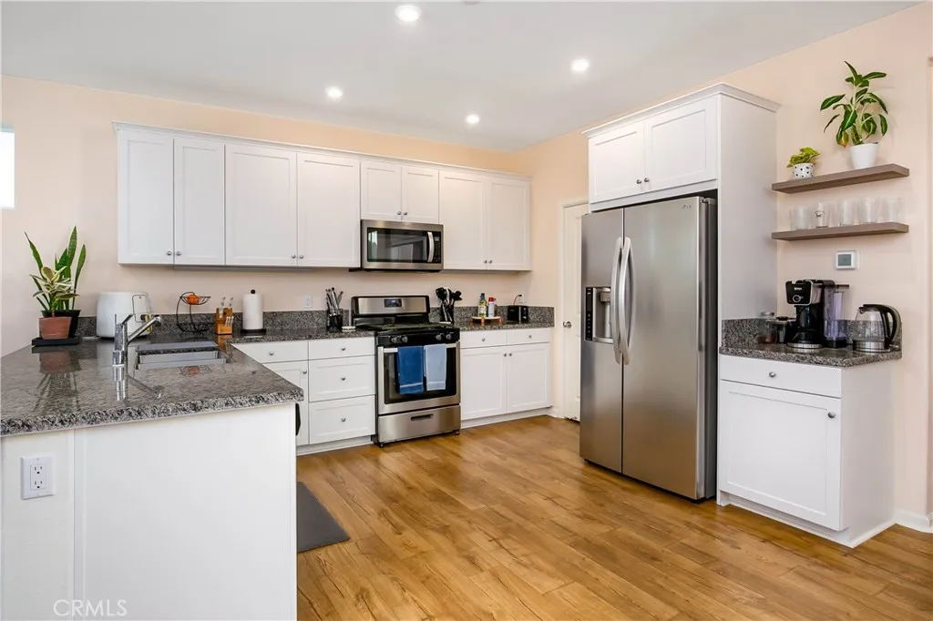 Additional image 31 of 240 Natural Bridge Ln, Palmdale, CA 93551