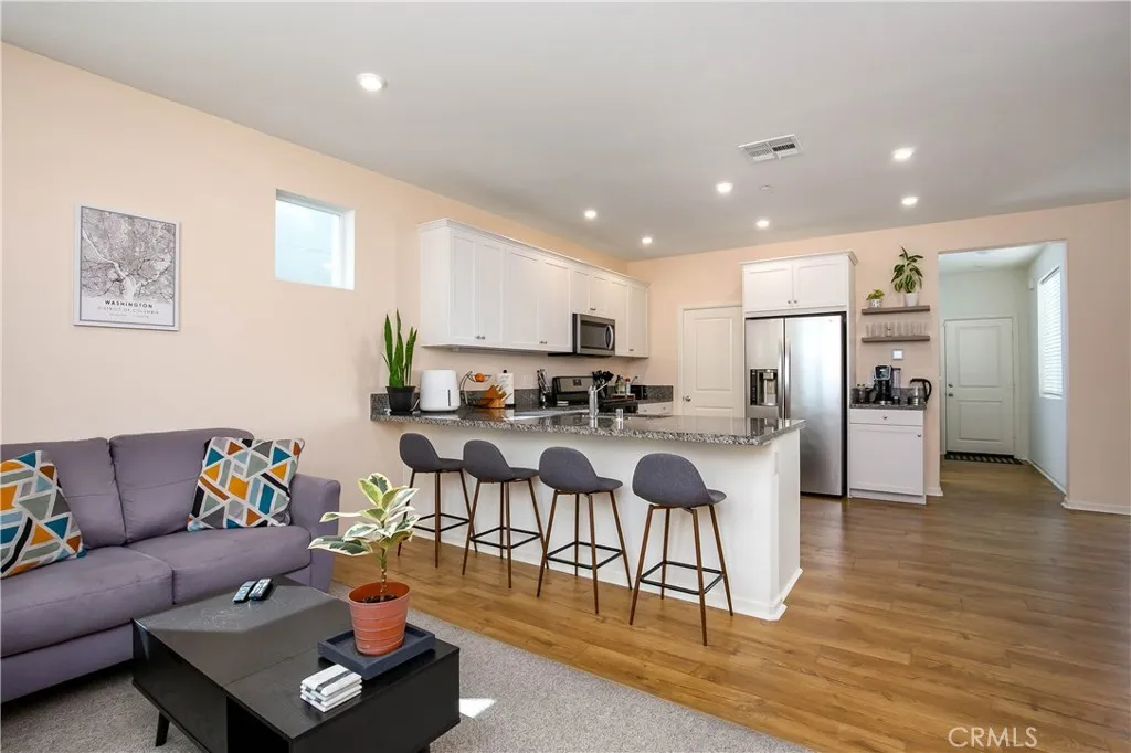 Additional image 10 of 240 Natural Bridge Ln, Palmdale, CA 93551