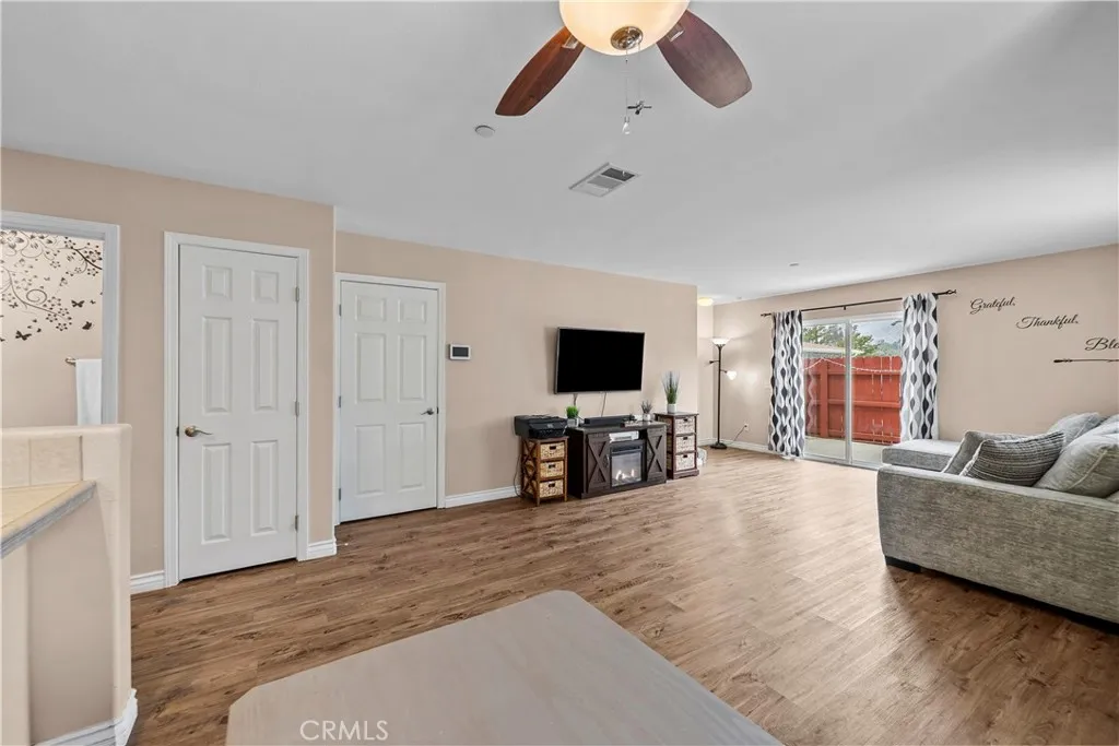 Additional image 61 of 14552 Foothill Blvd, Sylmar, CA 91342
