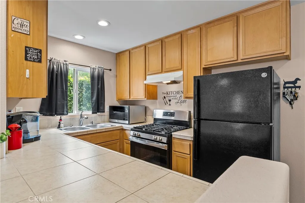 Additional image 54 of 14552 Foothill Blvd, Sylmar, CA 91342