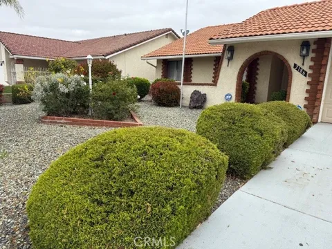 2186 Redwood Drive, Hemet, CA MLS: SW25094236