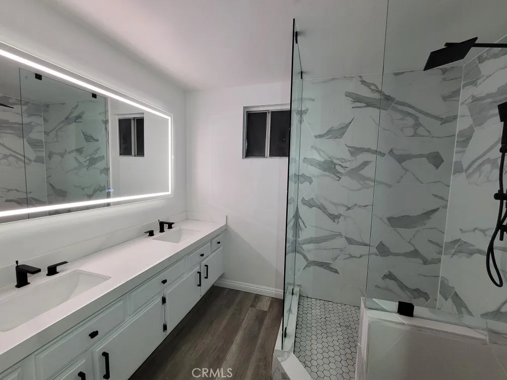 2243 Ohio Avenue, Signal Hill, CA 90755
