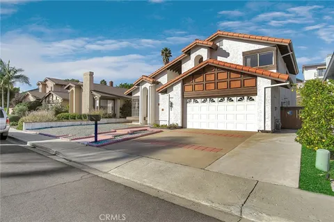 MLS: PW23219253