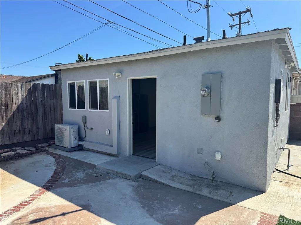 17104 La Salle Ave Unit B, Gardena, CA 90247