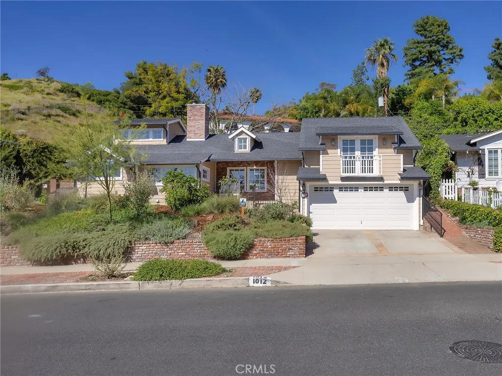 Additional image 2 of 1012 N Sunset Canyon Drive, Burbank, CA 91504