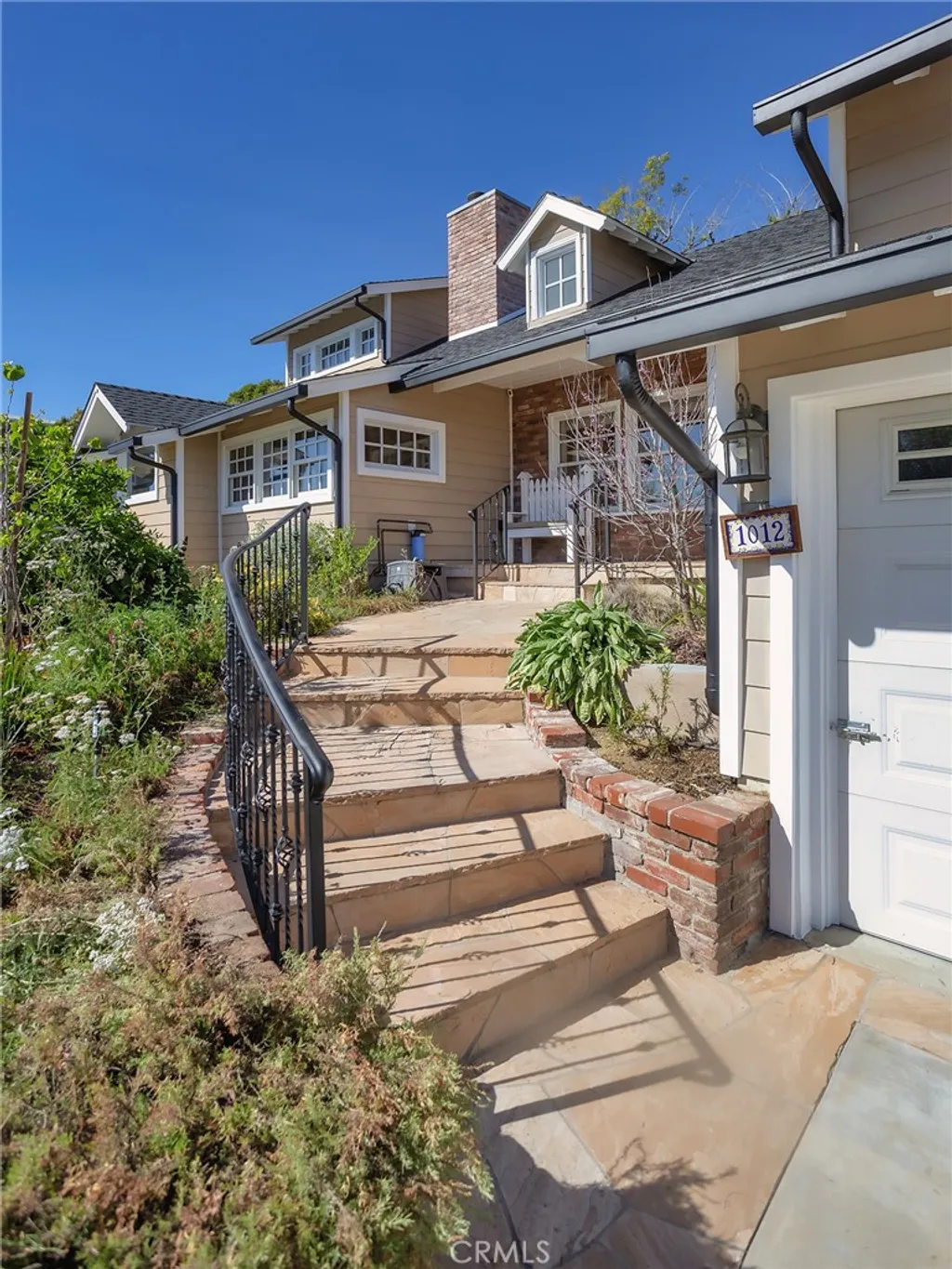 Additional image 62 of 1012 N Sunset Canyon Drive, Burbank, CA 91504