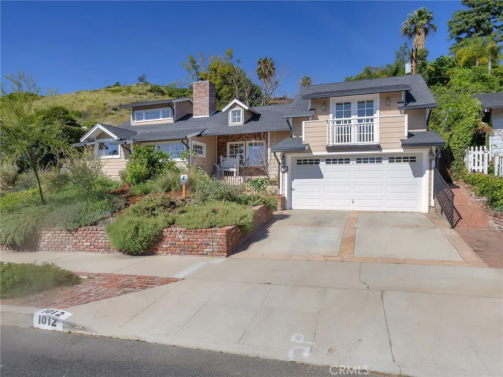 Additional image 130 of 1012 N Sunset Canyon Drive, Burbank, CA 91504