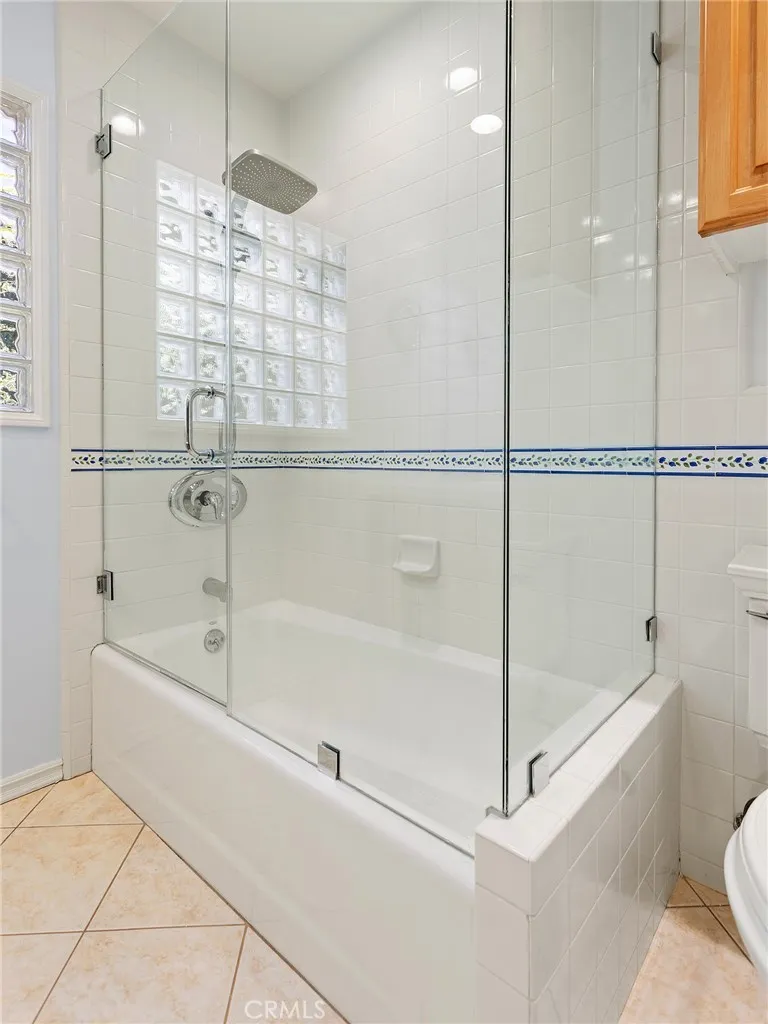 Additional image 109 of 1012 N Sunset Canyon Drive, Burbank, CA 91504