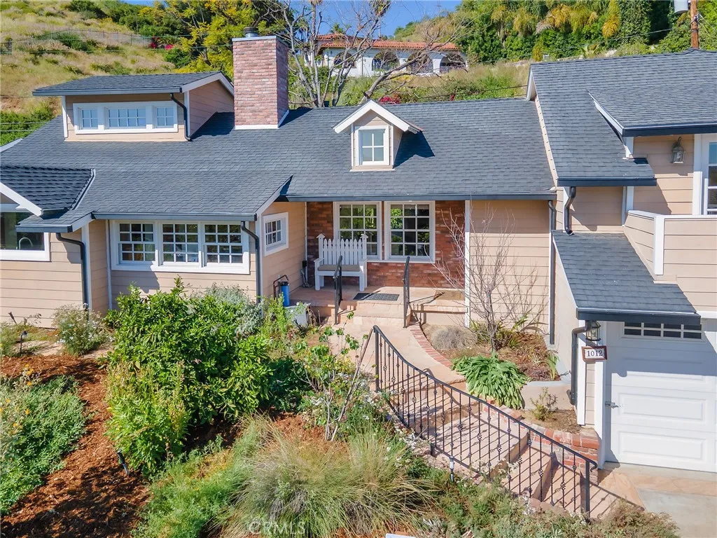 Additional image 139 of 1012 N Sunset Canyon Drive, Burbank, CA 91504