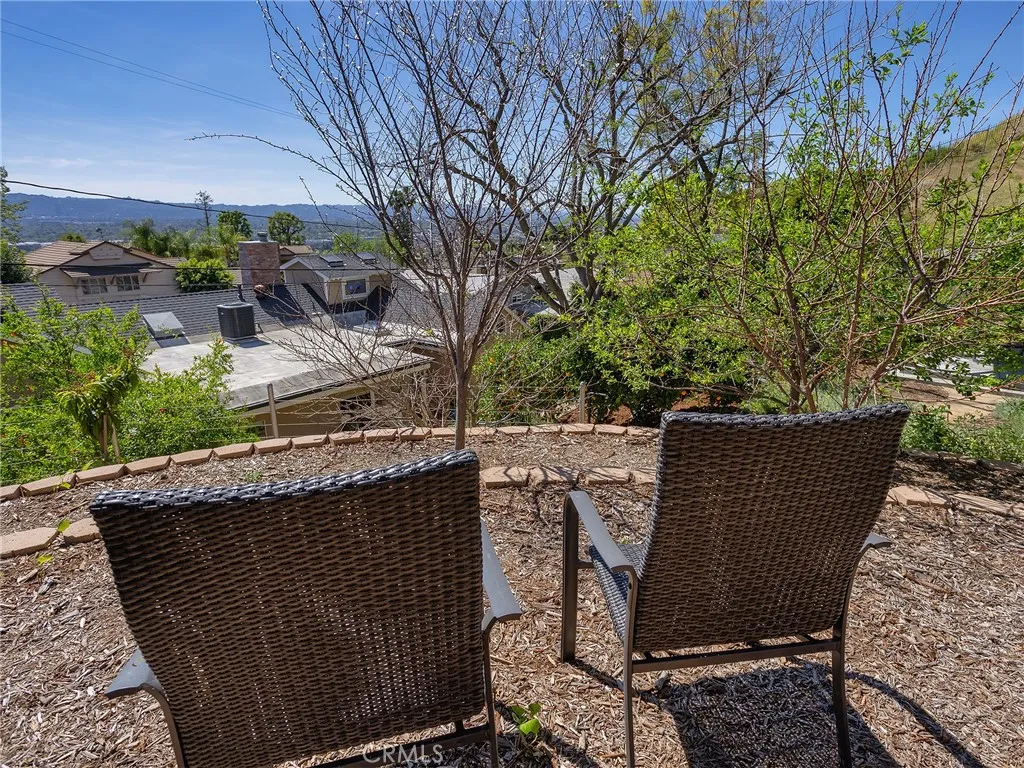 Additional image 127 of 1012 N Sunset Canyon Drive, Burbank, CA 91504