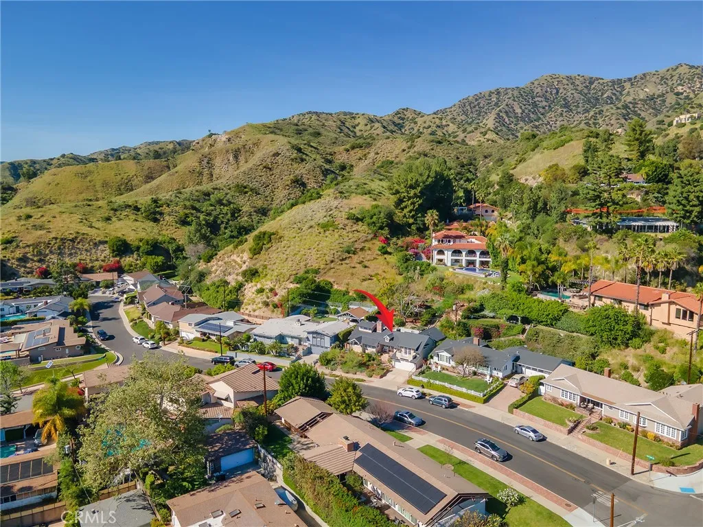 Additional image 144 of 1012 N Sunset Canyon Drive, Burbank, CA 91504