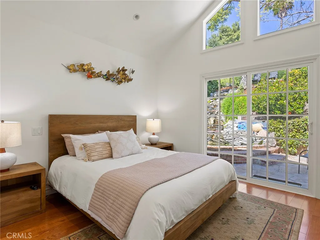 Additional image 106 of 1012 N Sunset Canyon Drive, Burbank, CA 91504