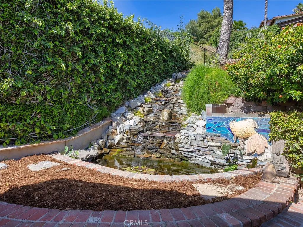 Additional image 46 of 1012 N Sunset Canyon Drive, Burbank, CA 91504