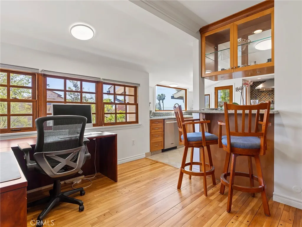 Additional image 82 of 1012 N Sunset Canyon Drive, Burbank, CA 91504