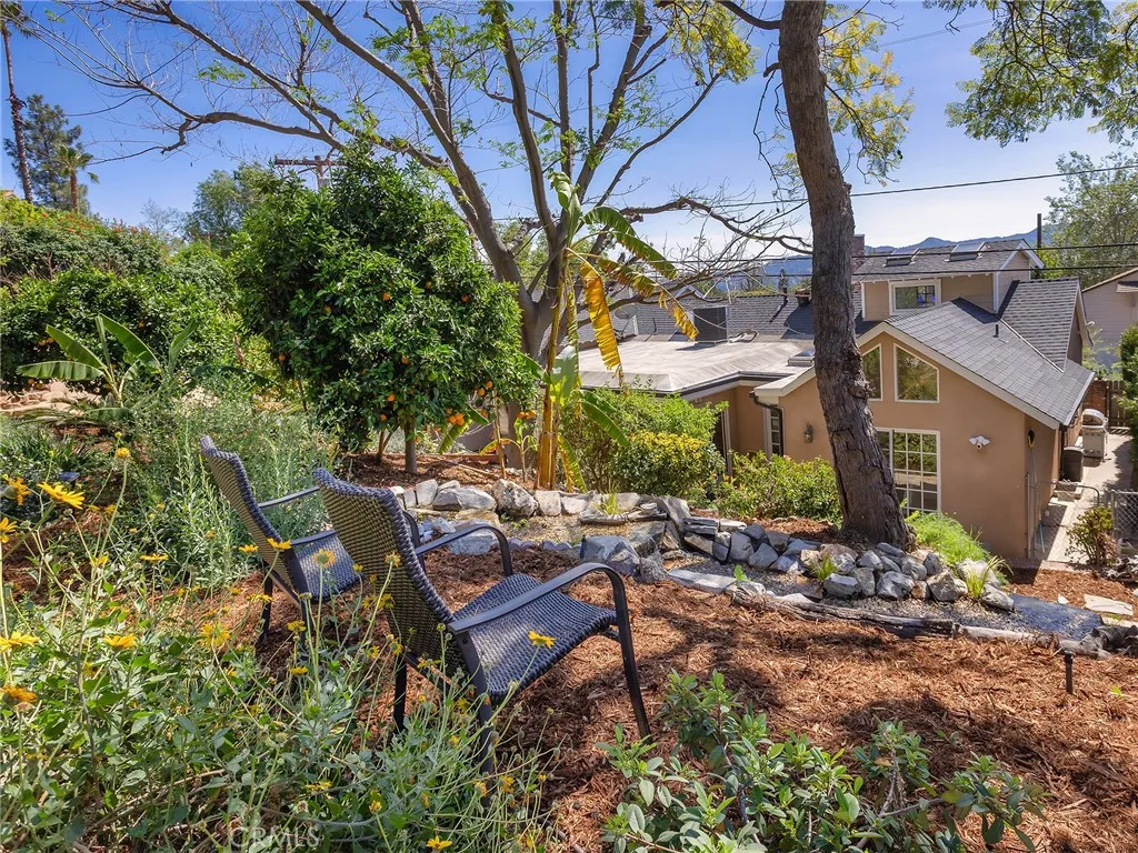 Additional image 126 of 1012 N Sunset Canyon Drive, Burbank, CA 91504