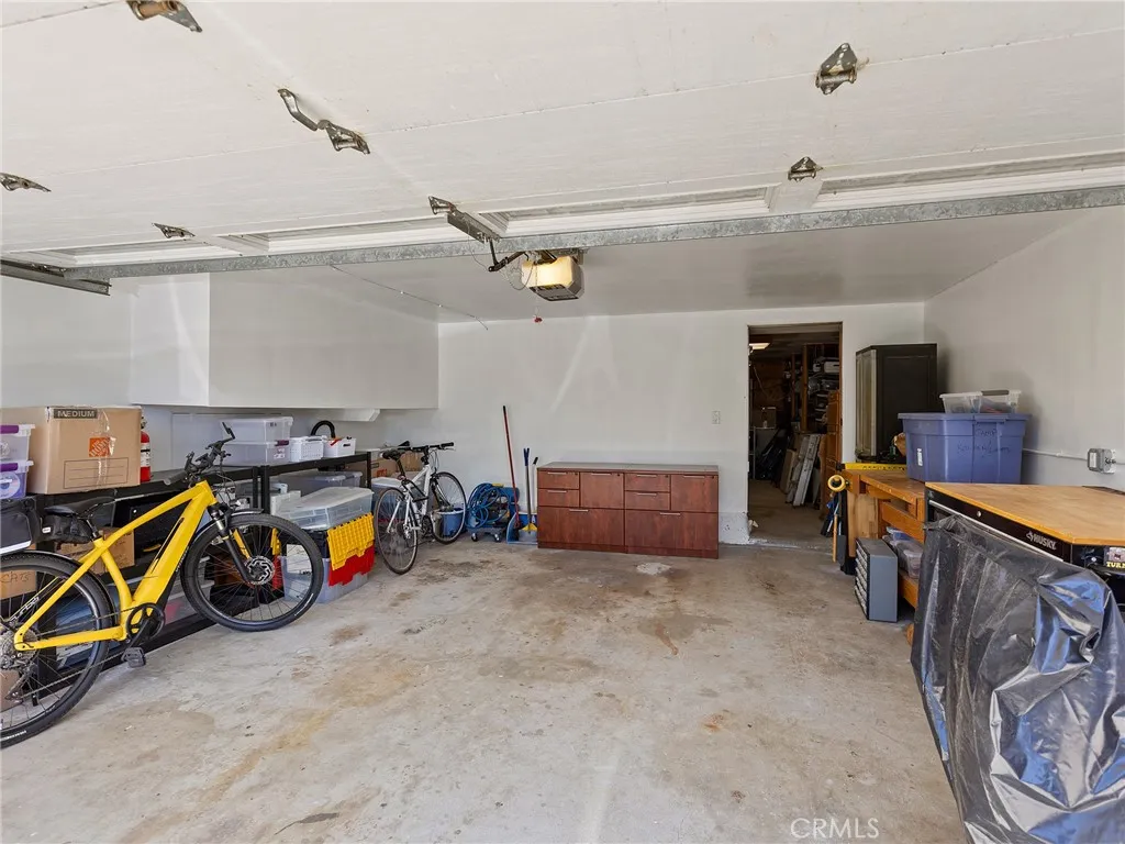 Additional image 115 of 1012 N Sunset Canyon Drive, Burbank, CA 91504