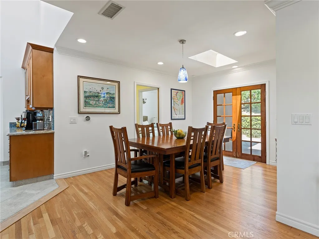 Additional image 14 of 1012 N Sunset Canyon Drive, Burbank, CA 91504