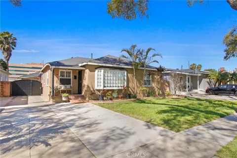 702 N Linwood Avenue, Santa Ana, CA MLS: PW25048193