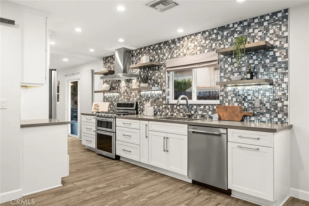 Additional image 10 of 700 E Taft, Orange, CA 92865