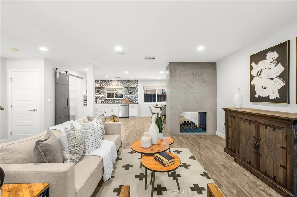 Additional image 7 of 700 E Taft, Orange, CA 92865