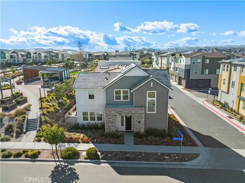 27106 Observation Court, Valencia, CA MLS: SR25055792