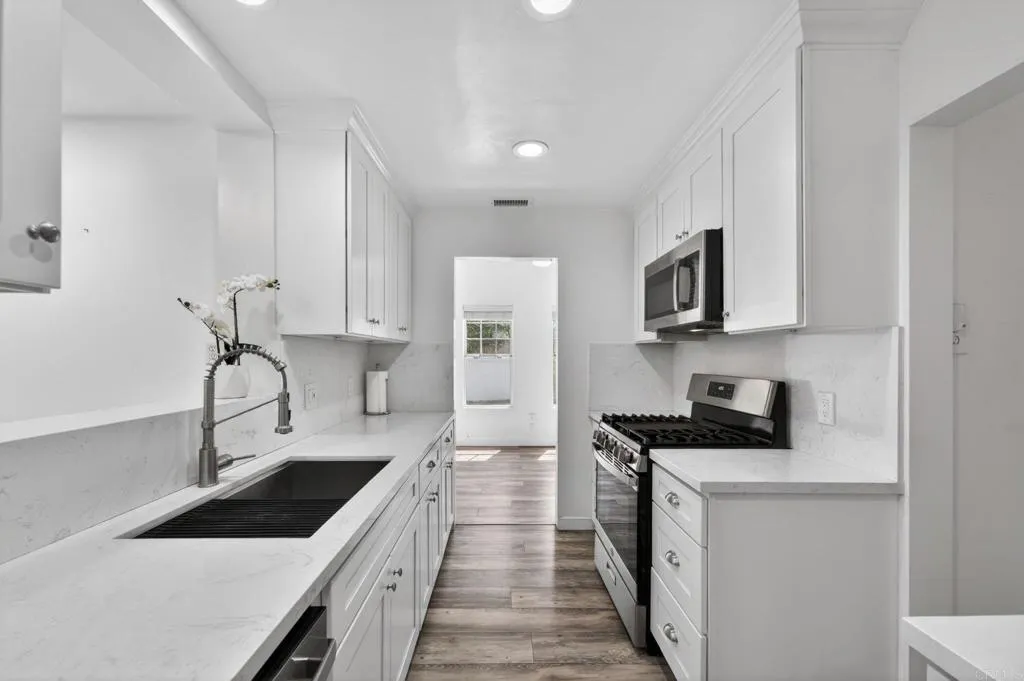 Additional image 79 of 3811 Boyce Avenue, Los Angeles, CA 90039