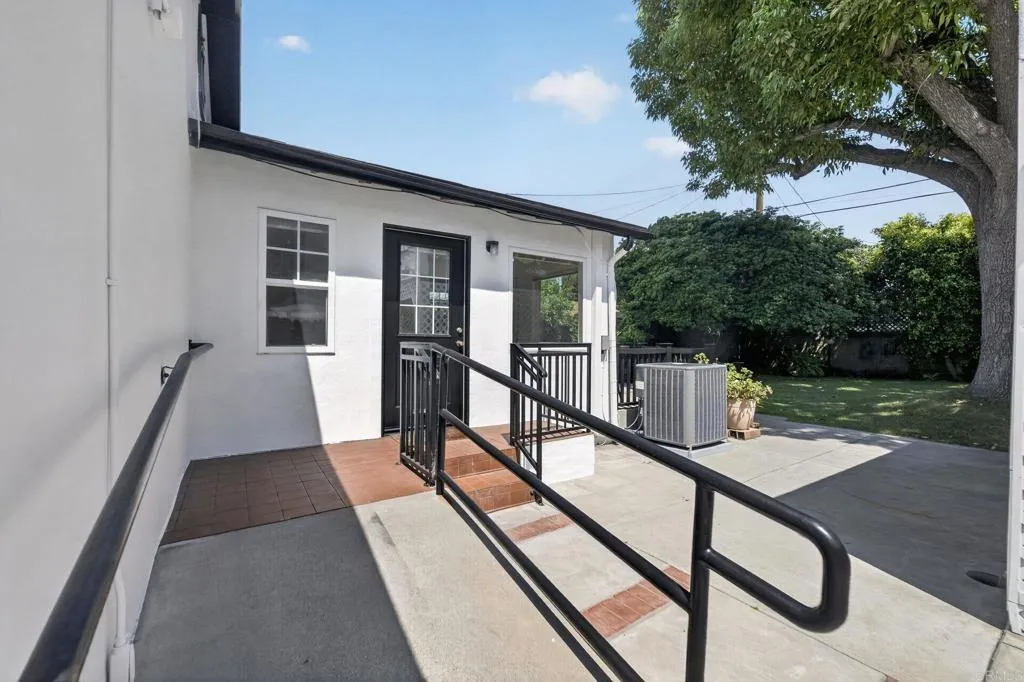 Additional image 110 of 3811 Boyce Avenue, Los Angeles, CA 90039