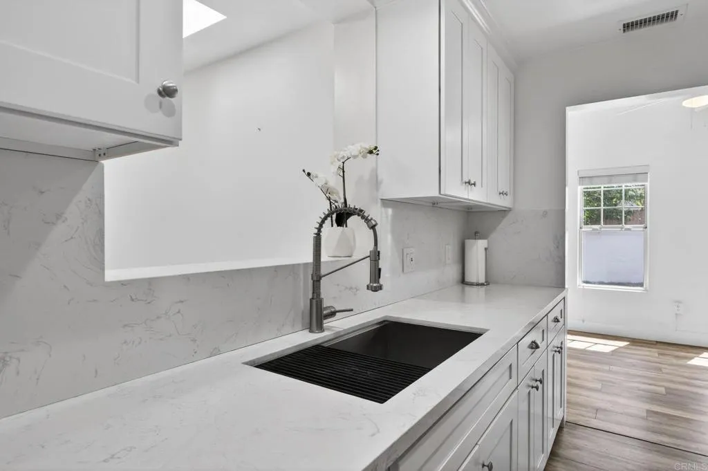 Additional image 19 of 3811 Boyce Avenue, Los Angeles, CA 90039