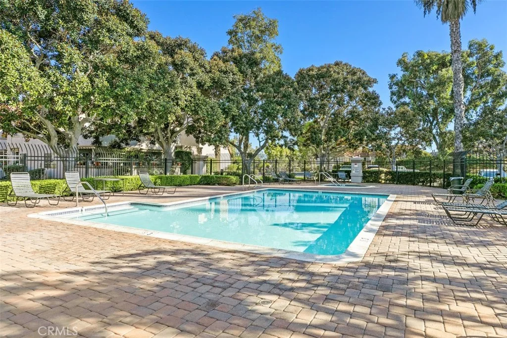 28121 Montecito Unit 23, Laguna Niguel, CA 92677