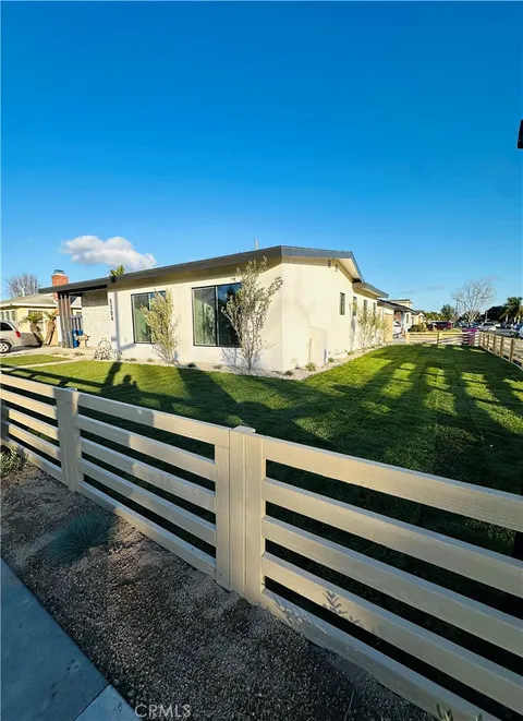 5304 E Eagle Street, Long Beach, CA 90815 - MLS#: PW25055138