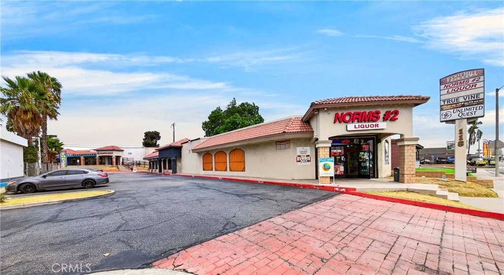118 E Foothill Blvd, Rialto, CA 92376 photo 5
