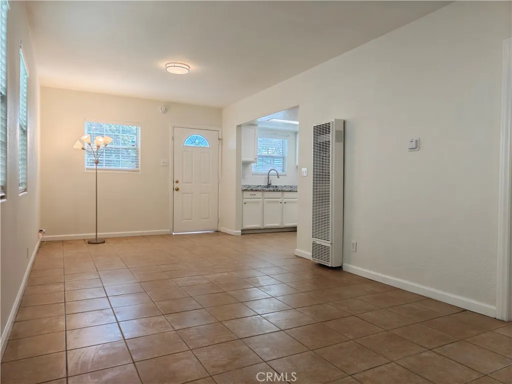 Additional image 26 of 2439 E 15th St, Long Beach, CA 90804