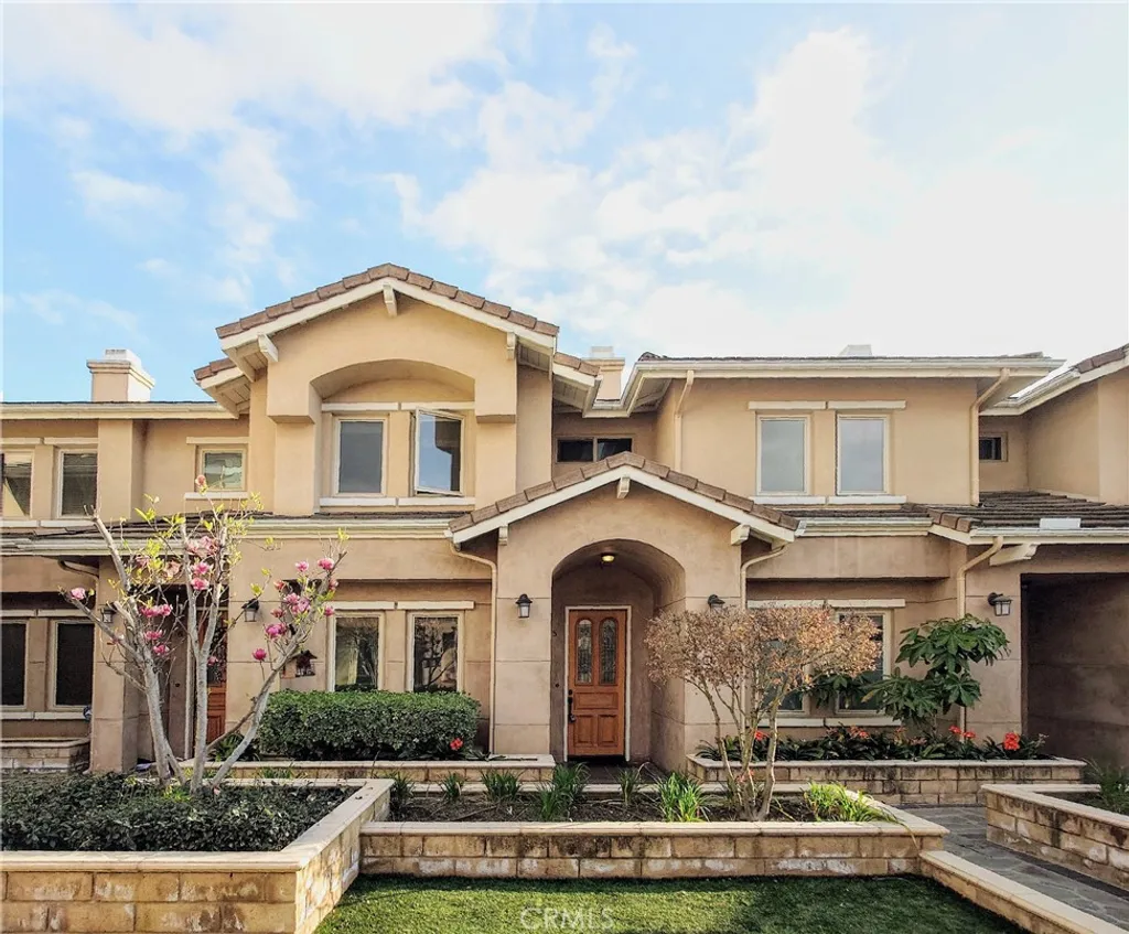 Additional image 2 of 88 N Roosevelt Ave Unit 5, Pasadena, CA 91107