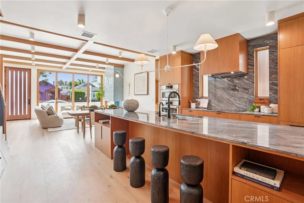 Additional image 2 of 647 Navy Street, Santa Monica, CA 90405