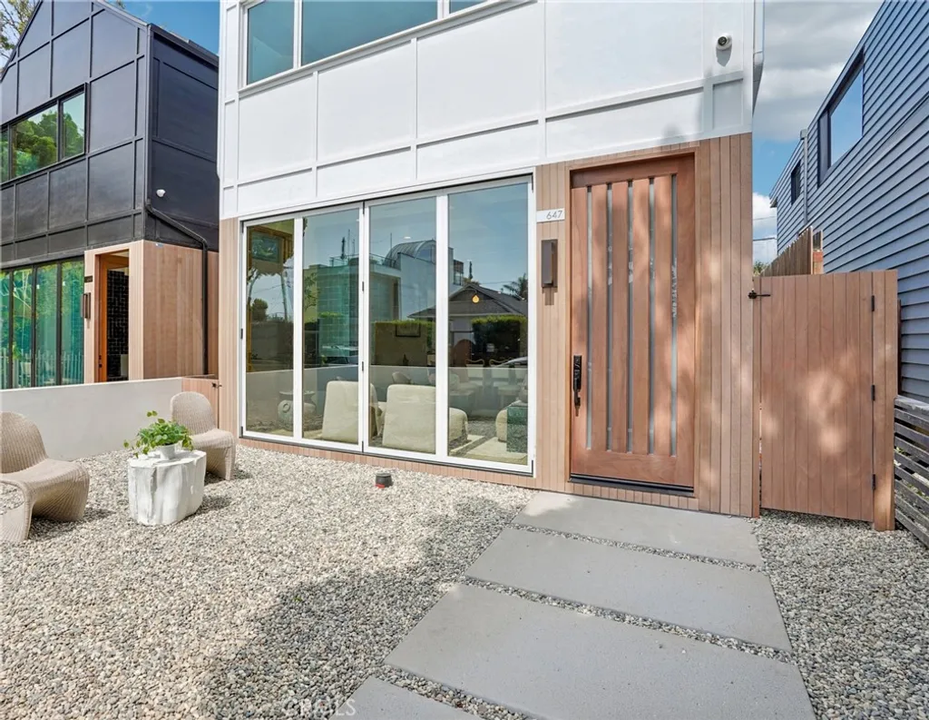Additional image 4 of 647 Navy Street, Santa Monica, CA 90405