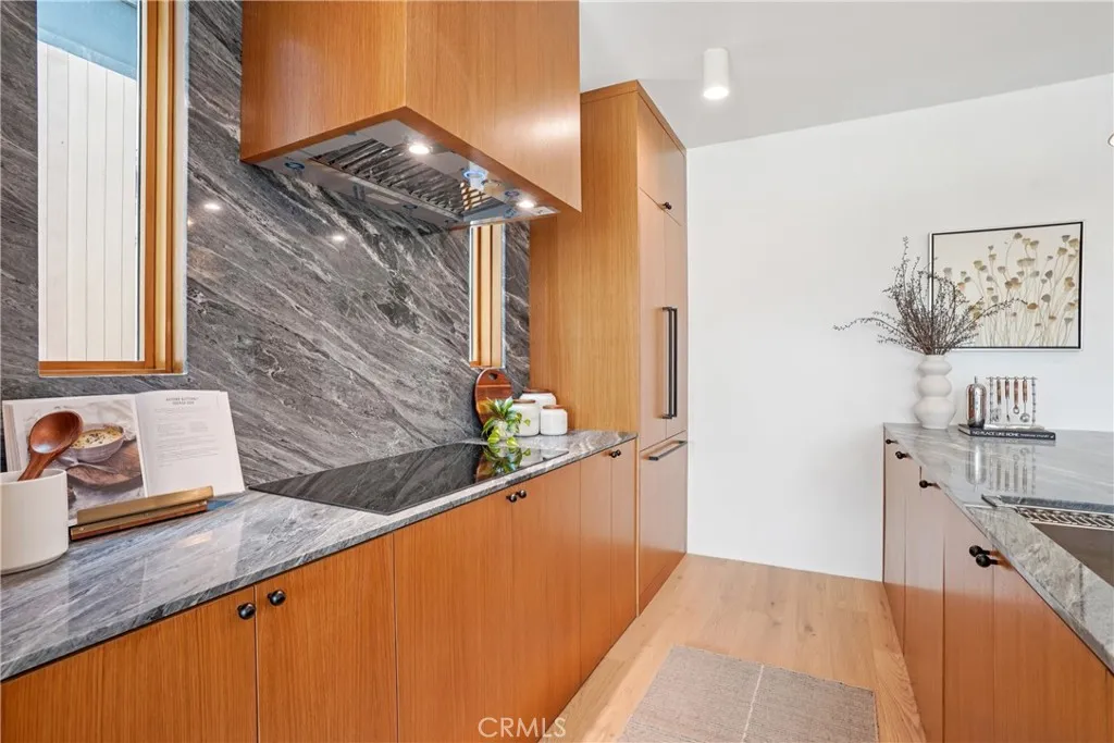 Additional image 92 of 647 Navy Street, Santa Monica, CA 90405