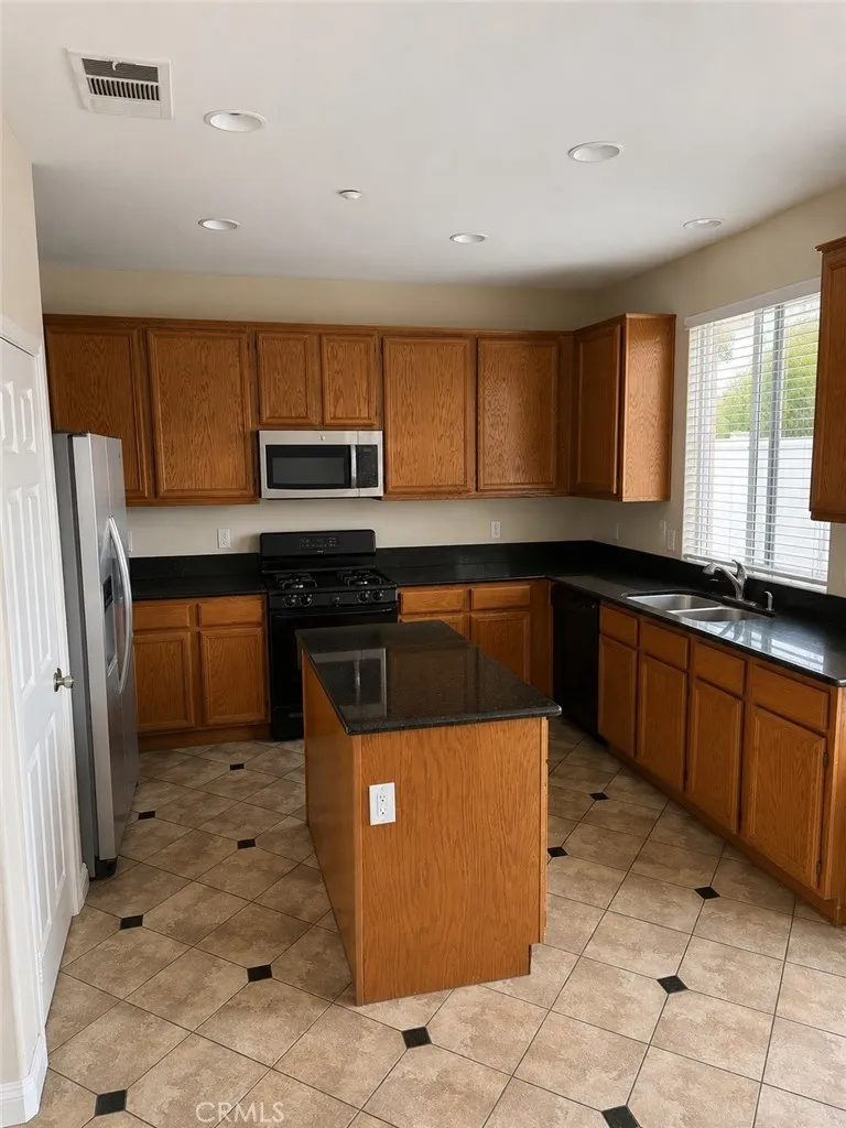 Additional image 13 of 1646 Palermo Dr, Riverside, CA 92507