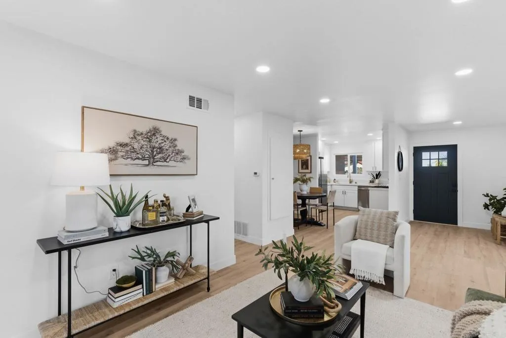 Additional image 9 of 6729 Mezin Way, San Diego, CA 92114