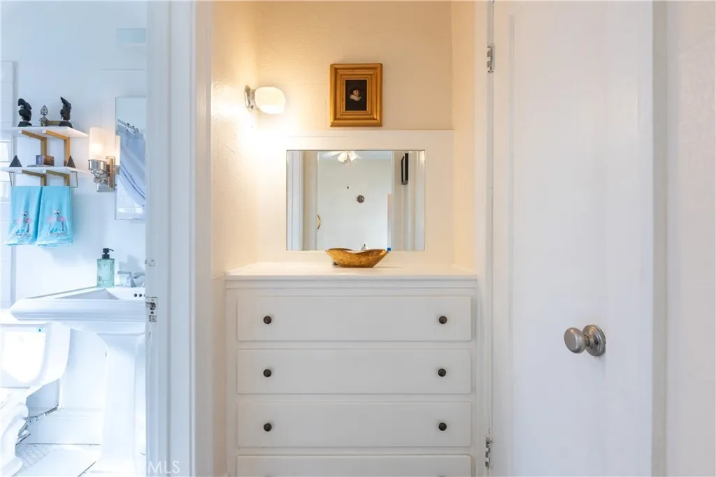 Additional image 12 of 1738 E 4th Street Unit 15, Long Beach, CA 90802