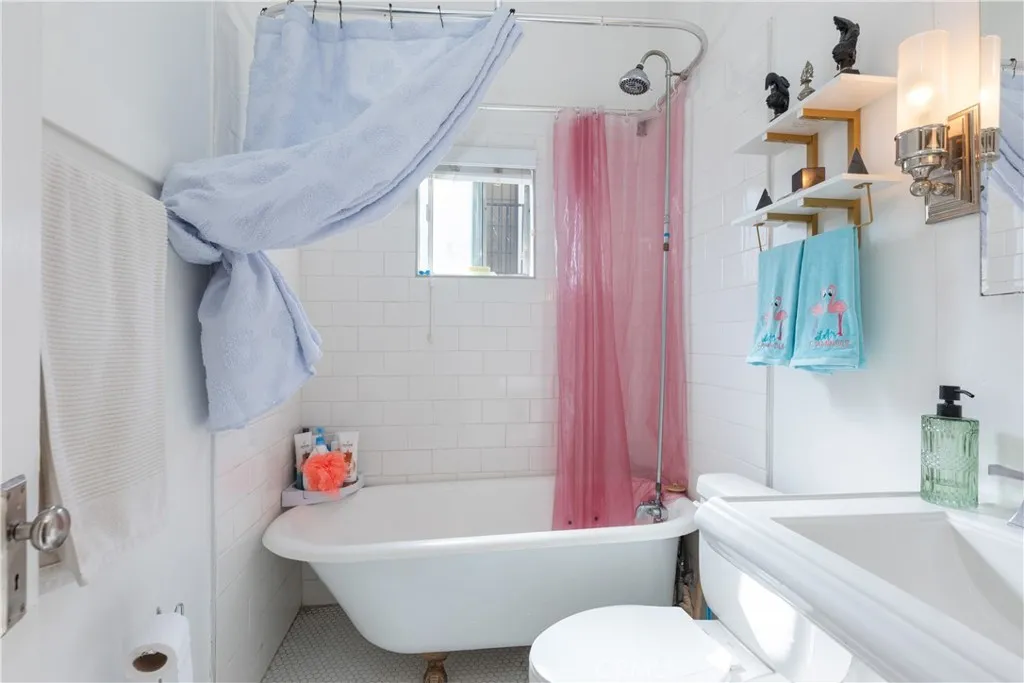 Additional image 13 of 1738 E 4th Street Unit 15, Long Beach, CA 90802