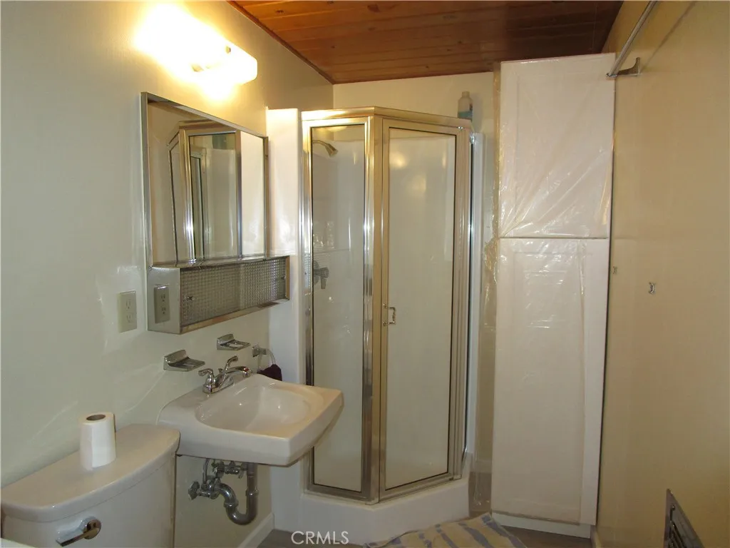 Additional image 87 of 2440 Spruce Drive, Arrowbear, CA 92382