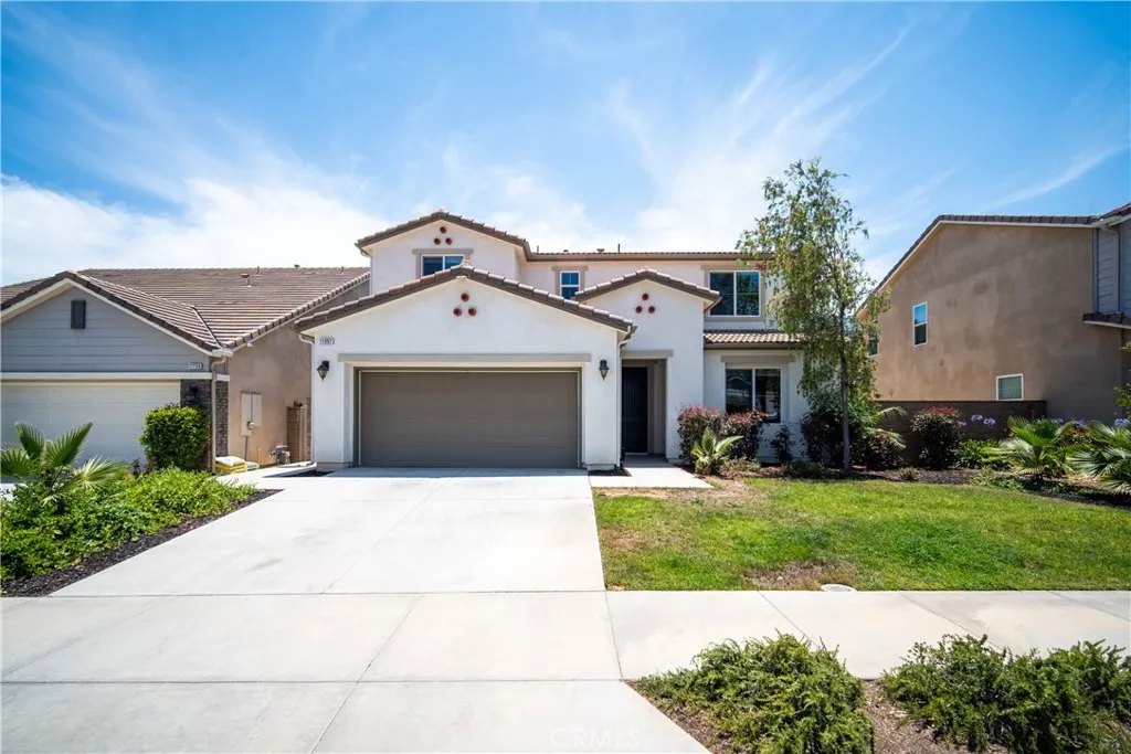 11697 Silver Birch Road, Corona, CA 92883